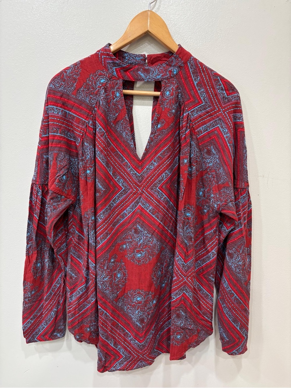 Free People Red and Blue Patterned V-Neck Long Sleeve Tunic